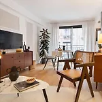 Castel - 1 A Auteuil *