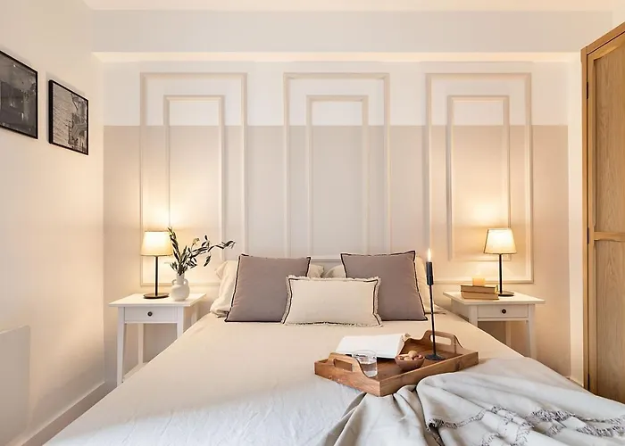 Castel - 1 A Auteuil Paris