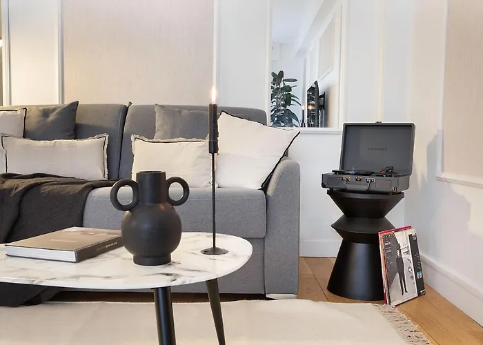 Apartment Castel - 1 A Auteuil